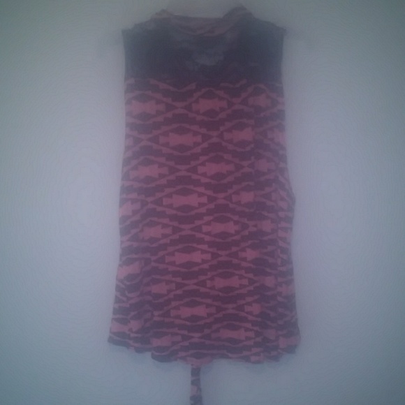 Top - Picture 2 of 2